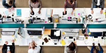 The 5 Biggest Task Management Mistakes US Companies Make in 2025 - Cover Image